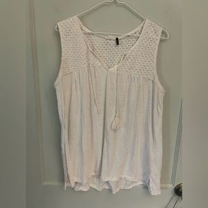 Anthropologie white sleeveless shirt size Large
